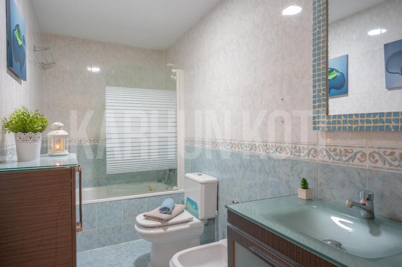 Апартаменты Apartamento Carvajal Фуэнхирола Экстерьер фото